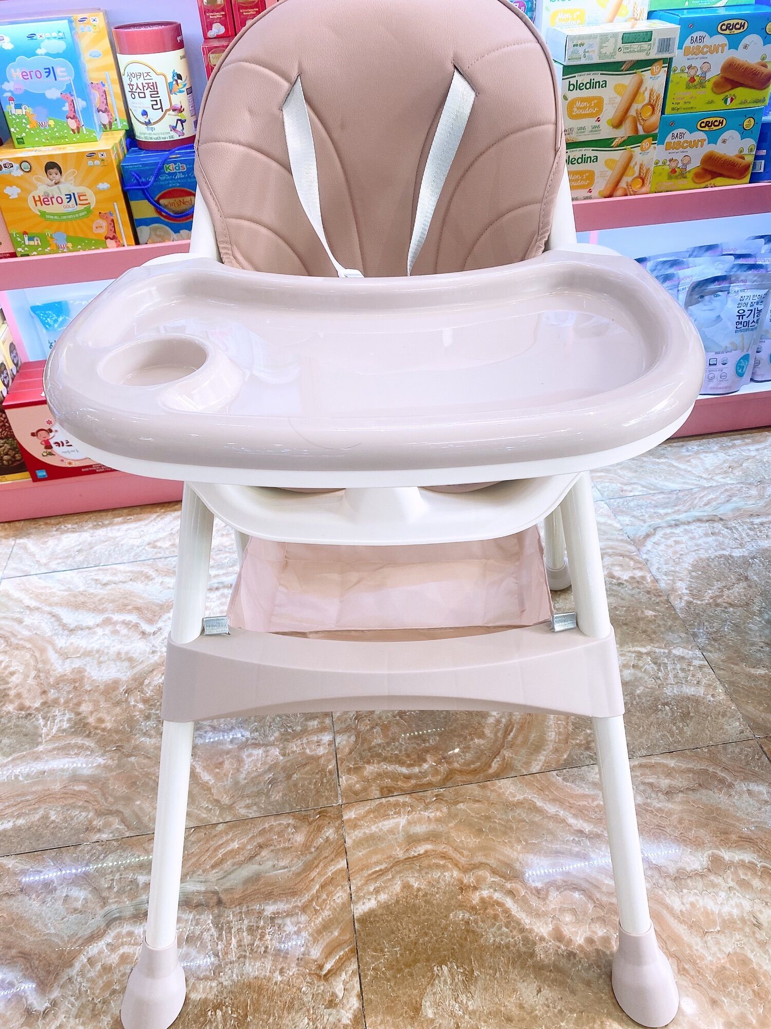 Ghế ăn dặm umoo cho bé