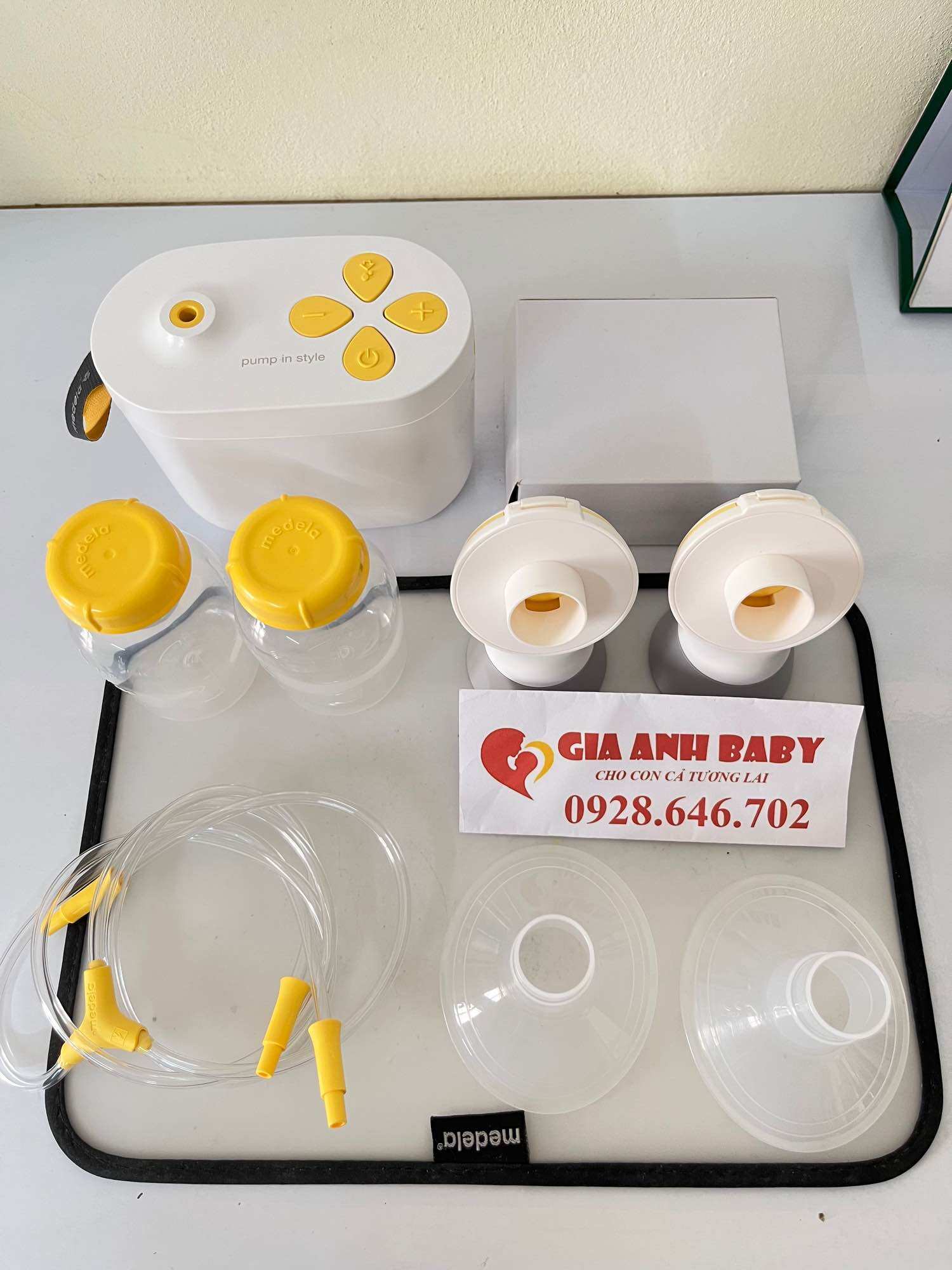 Máy hút sữa medela maxflow like new bảo hành 12 tháng