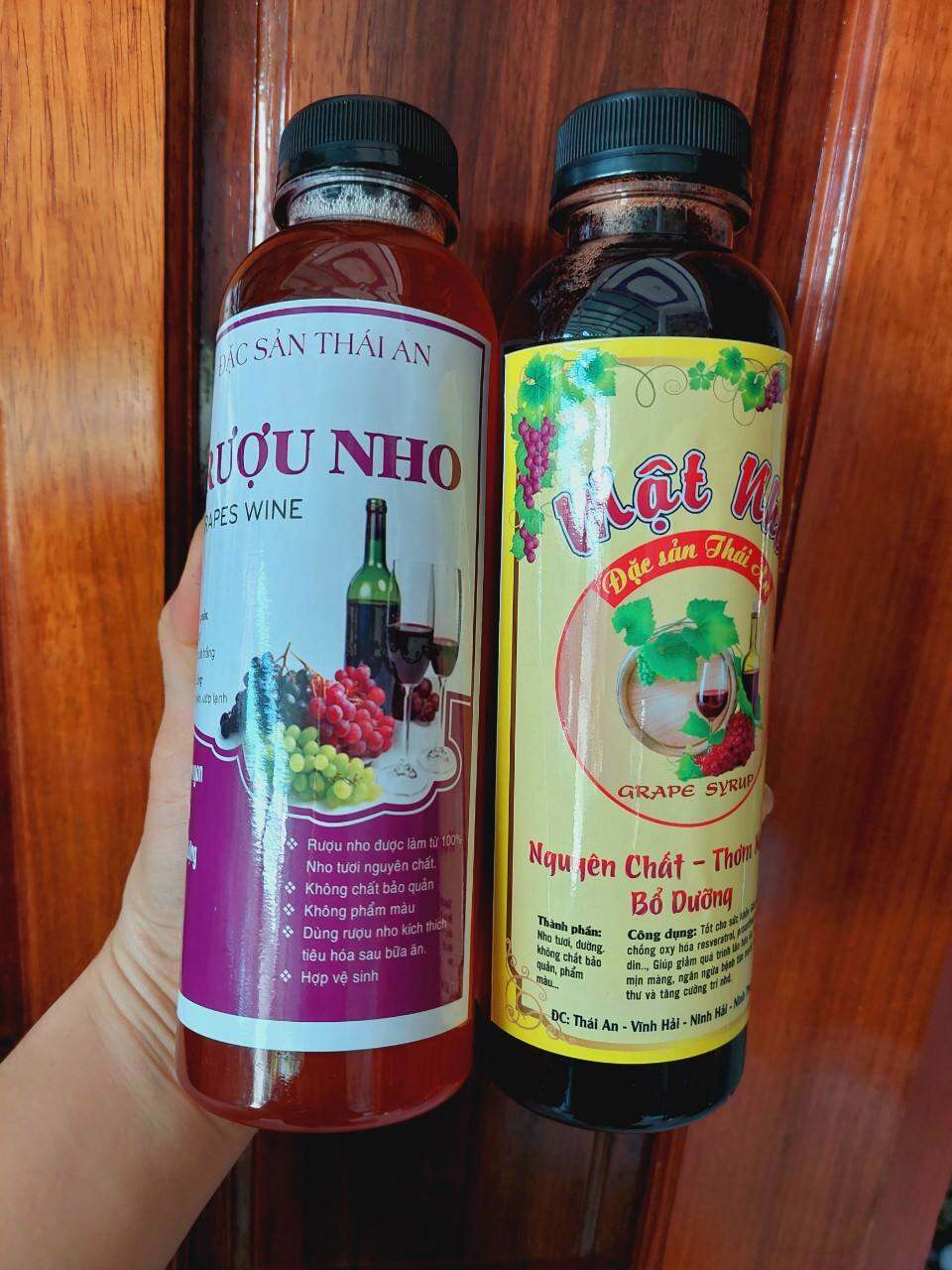 Combo 1 chai vang nho và 1 chai mật nho Phan Rang nguyên chất loại 500ml_đặc sản làng nho Thái An Ninh Thuận