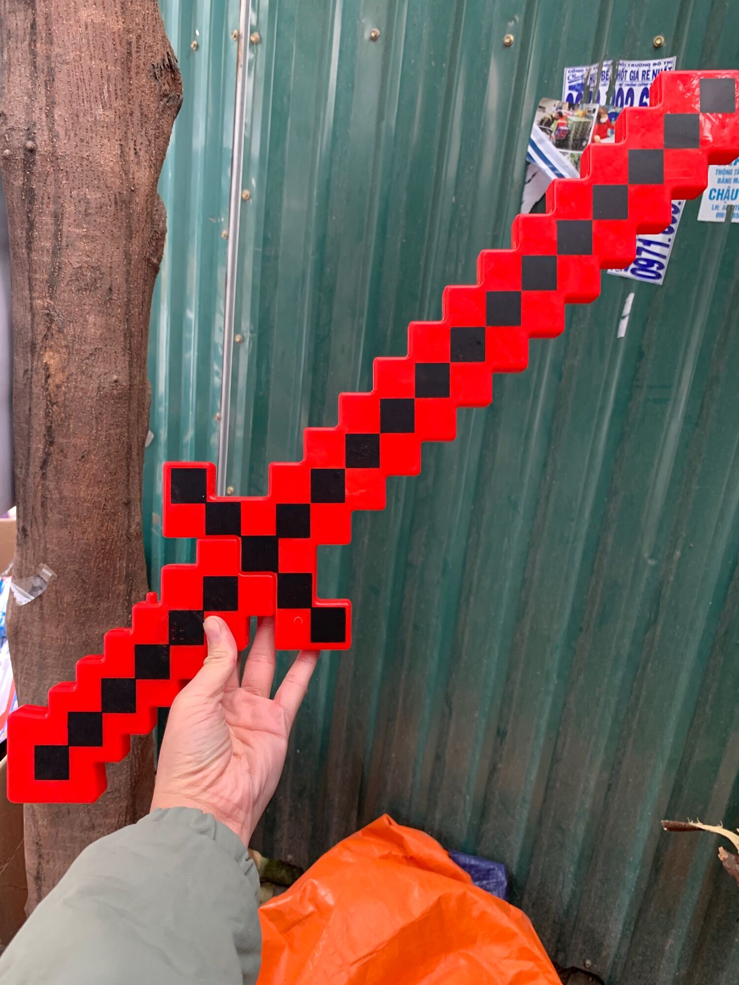 Kiếm đồ chơi có đèn nhạc phát sáng minecraft ( hàng y hình )