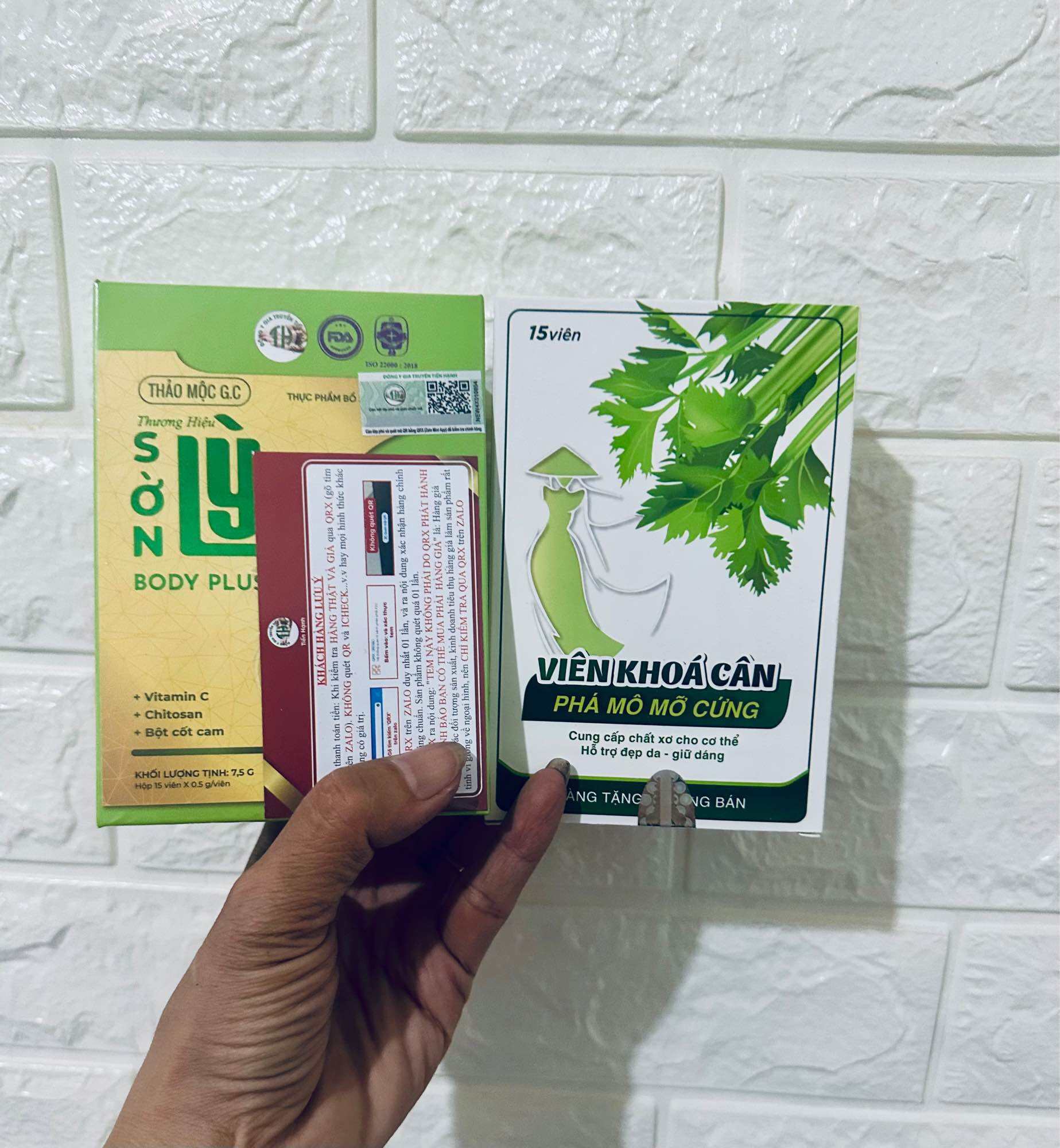 Giảm cân tiến hạnh sờn lỳ body plus tặng kèm khóa cân hộp ( có 3 phân loại ). 