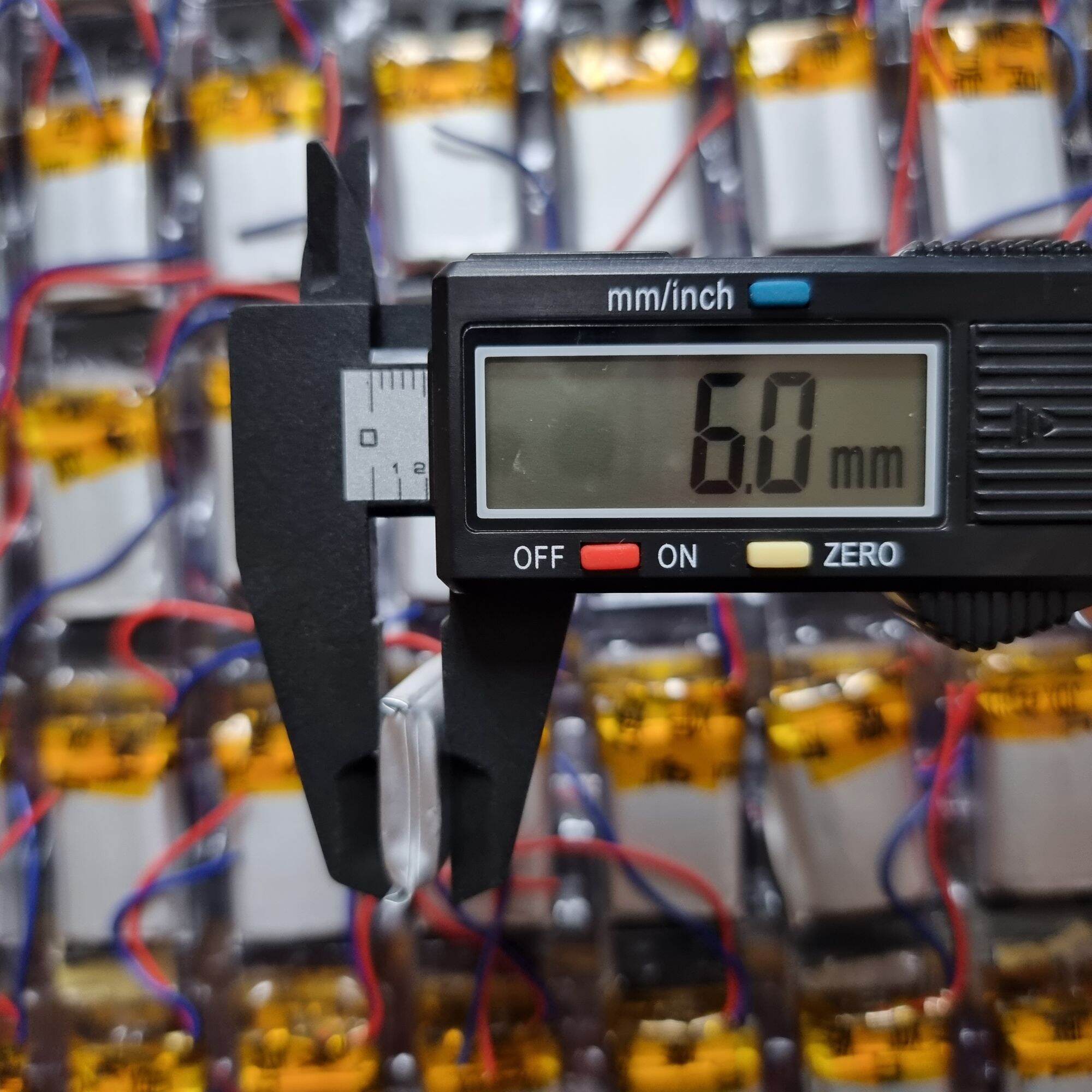 Pin Lithium Polymer 602030 có mạch bảo vệ / 3.7v  300mah (mới tồn kho)