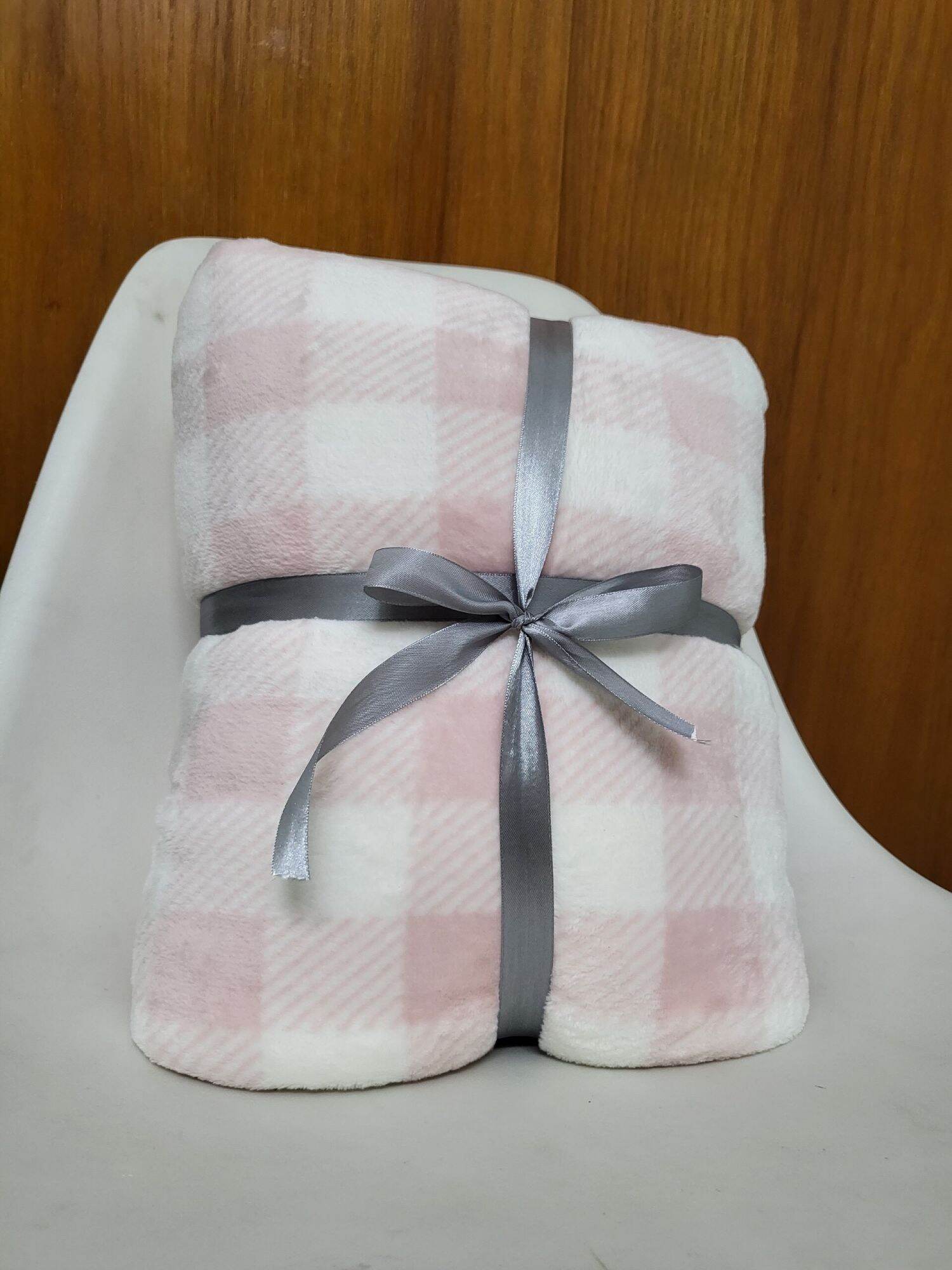 Mền lông cừu mịn. 2m1x1m6