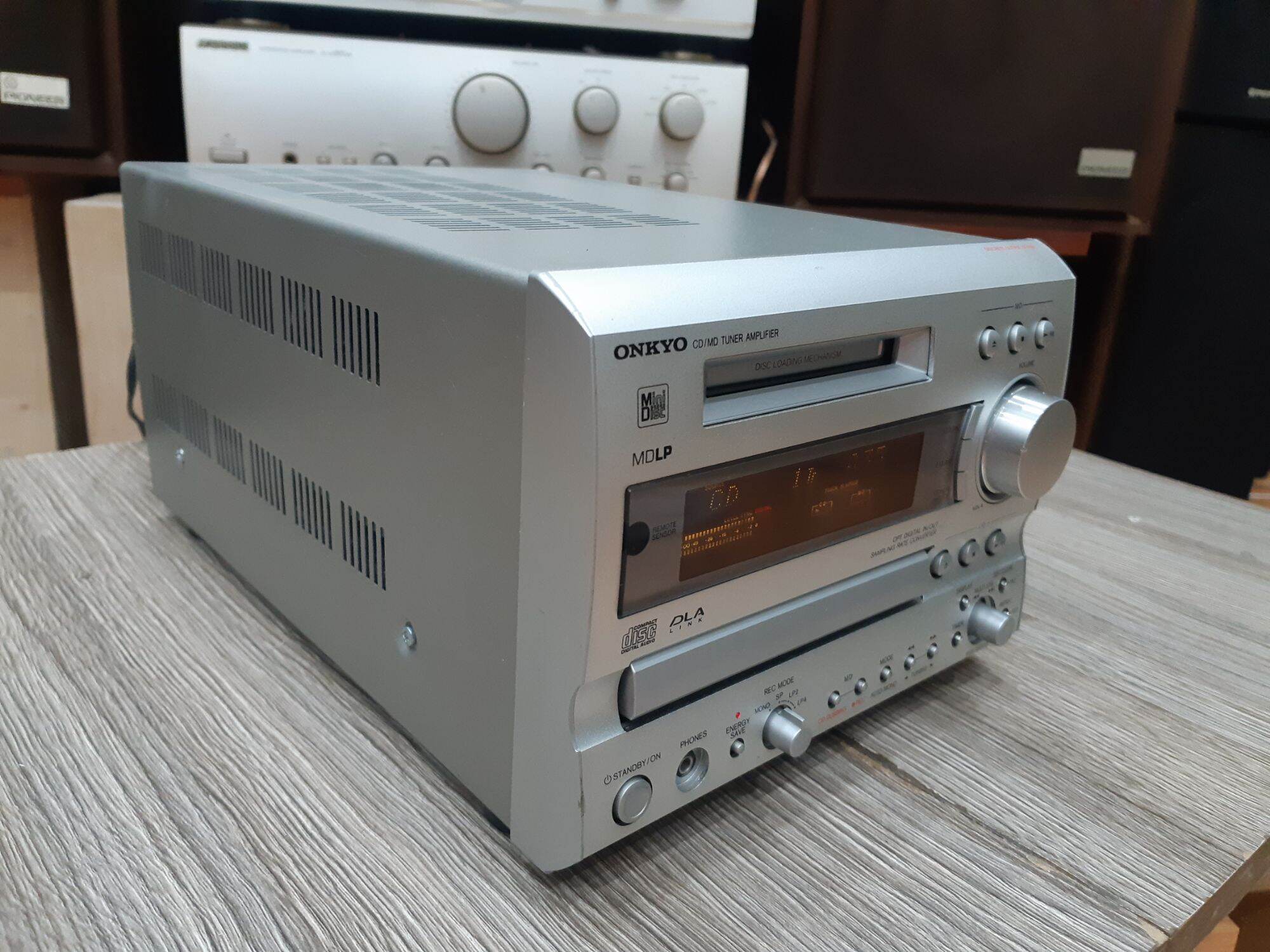 Cục dàn Onkyo V77 nguyên zin