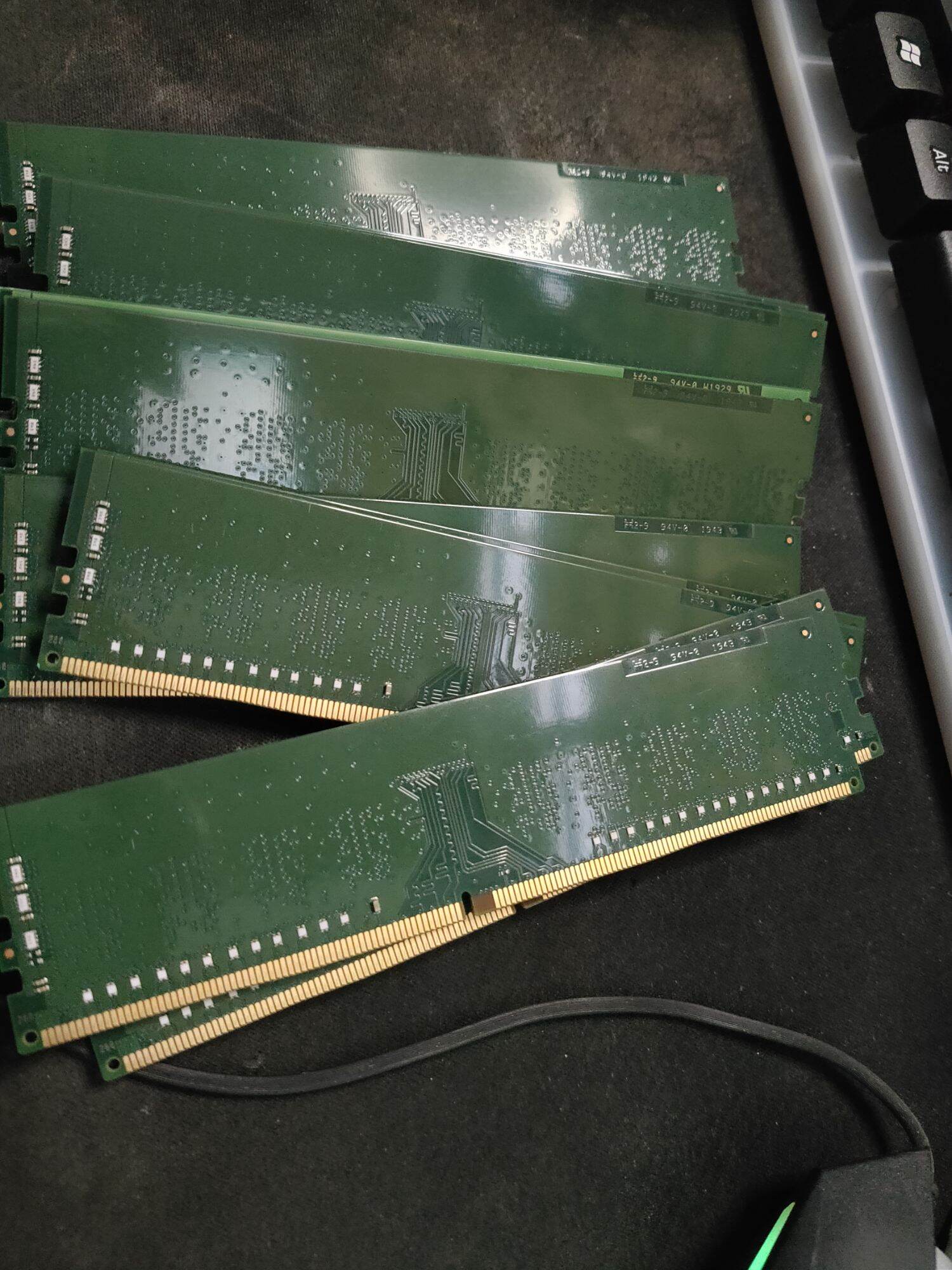 ram ddr4 8g , 4g cho máy bàn , laptop ( cần gì ib shop trước)