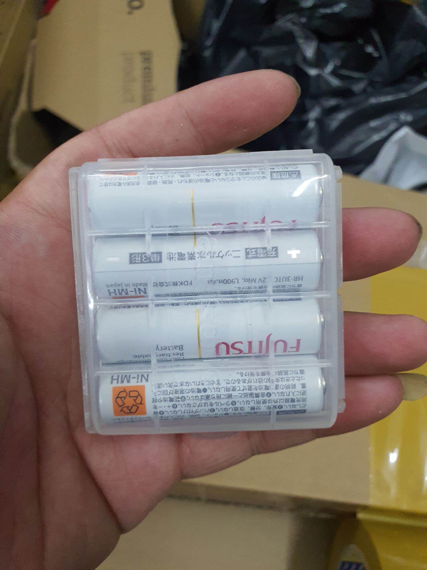 Pin sạc AA Fujitsu 1900mAh vĩ 4 Viên