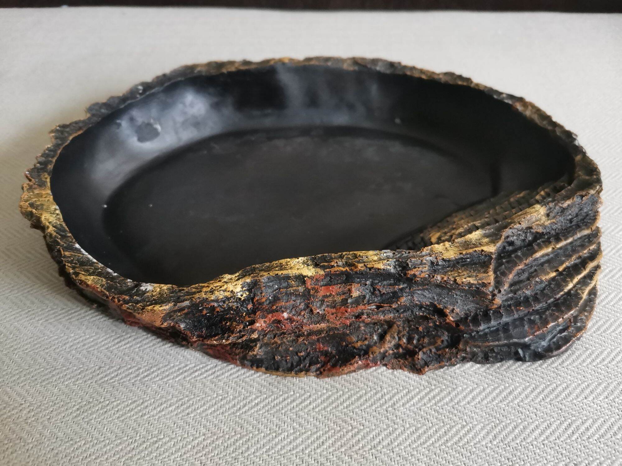 Máng nước size lớn cho bò sát