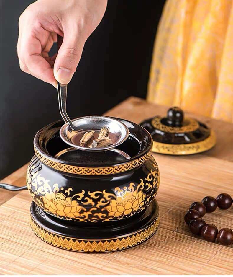 Lư điện xông trầm