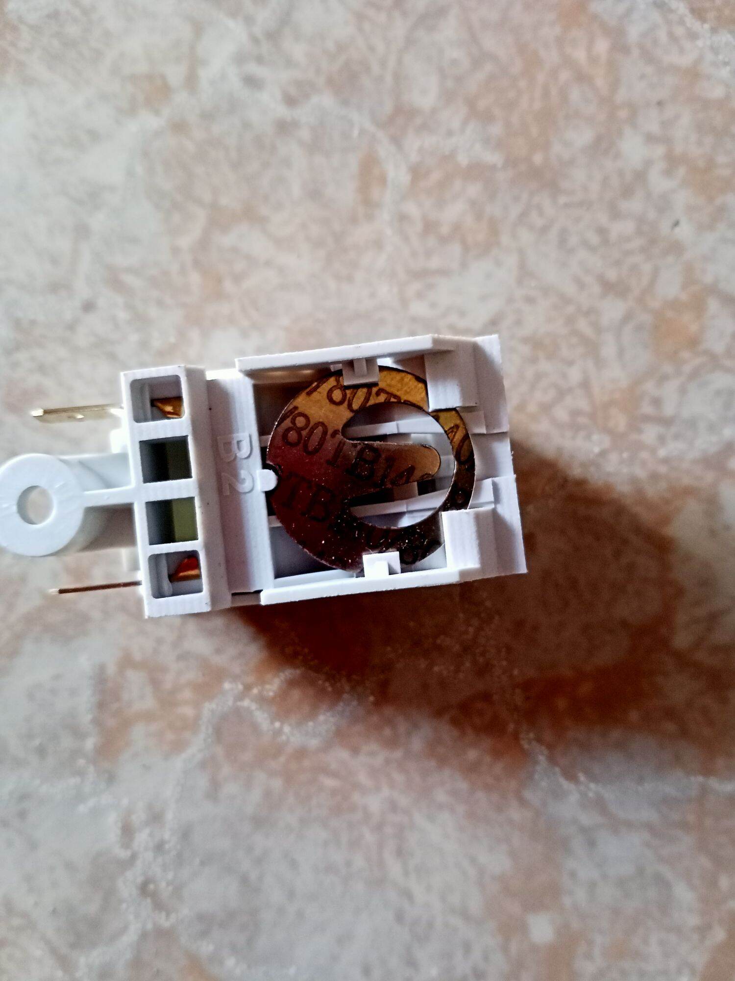 công tắc ấm siêu tốc