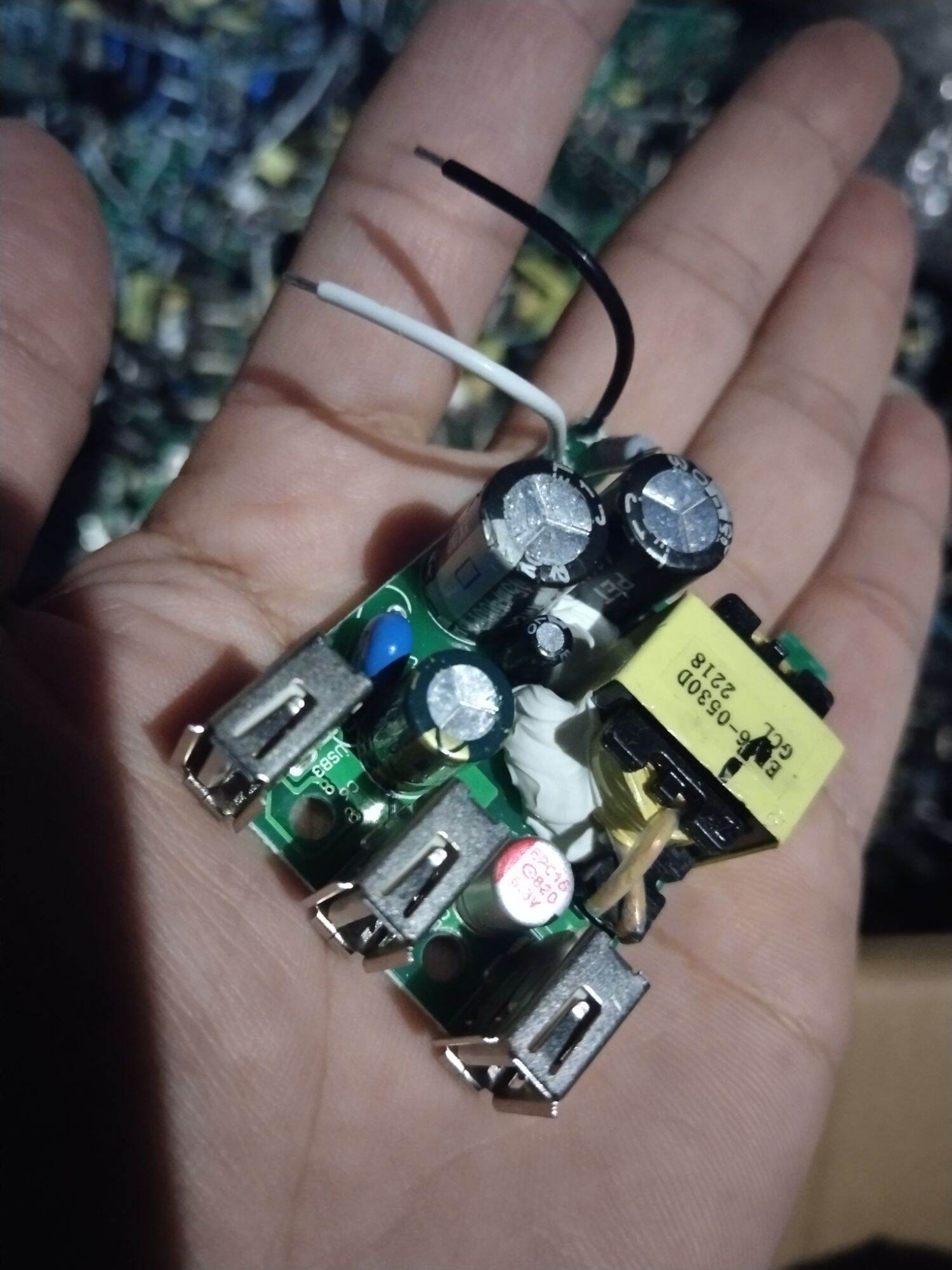 Nguồn không vỏ 5V 1A đến 4A