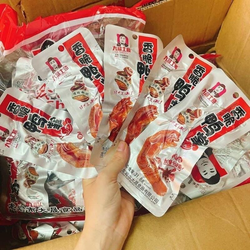 ( Bịch 30 cái) CHÂN VỊT CAY DACHENG TỨ XUYÊN