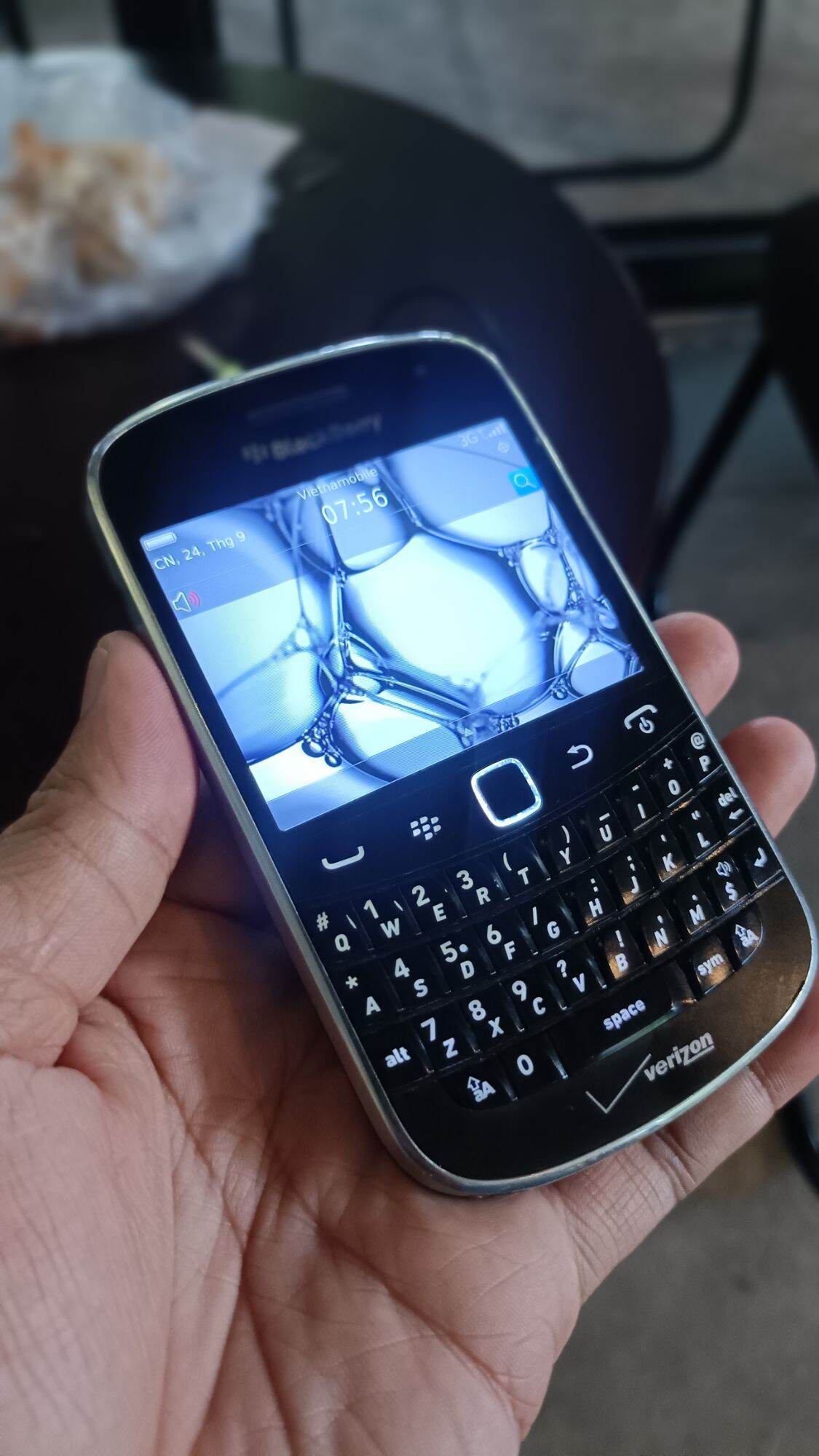 Điện thoại BlackBerry 9900 hàng đẹp