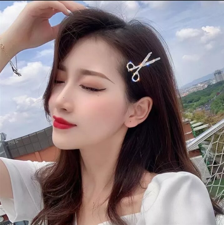 Kẹp tóc đính đá phong cách Hàn Quốc