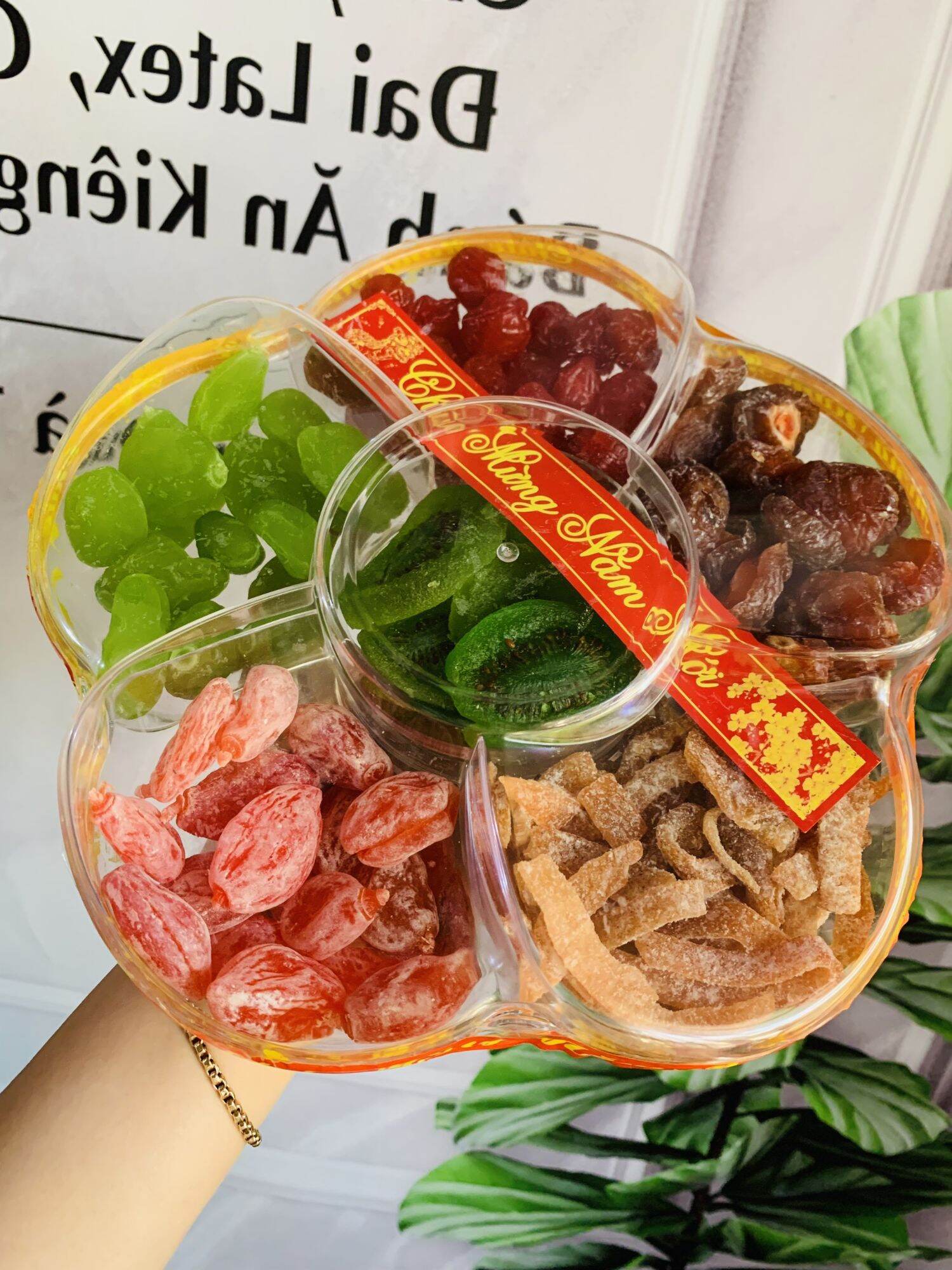 MỨT TẾT KHAY HOA MAI