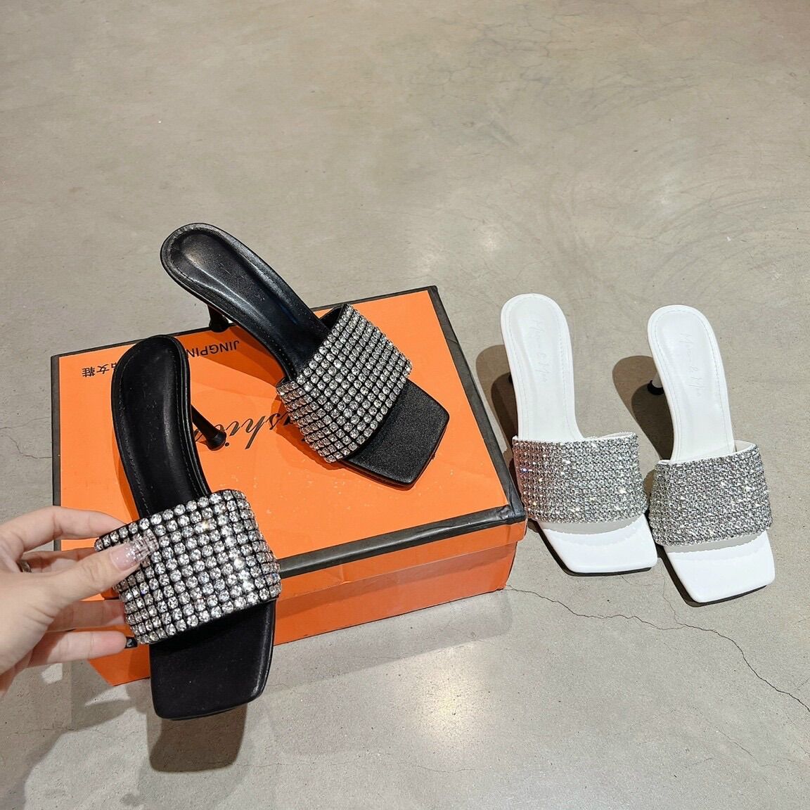 [MUA 1 TẶNG 1 ] Cao gót đính đá siêu xinh luôn kèm HÌNH THẬT cao 7 phân (tặng quà+HỘP)