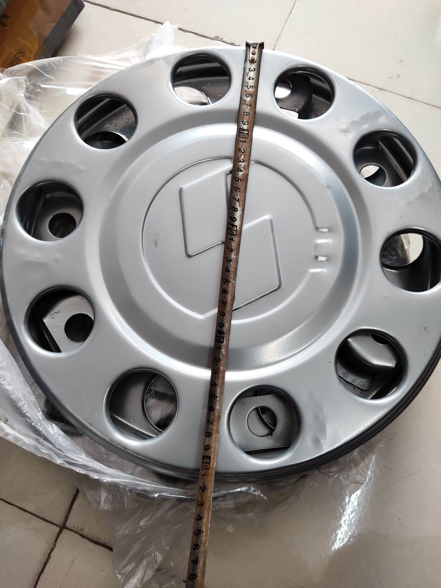Nắp chụp la zăng Shacman (nhựa)