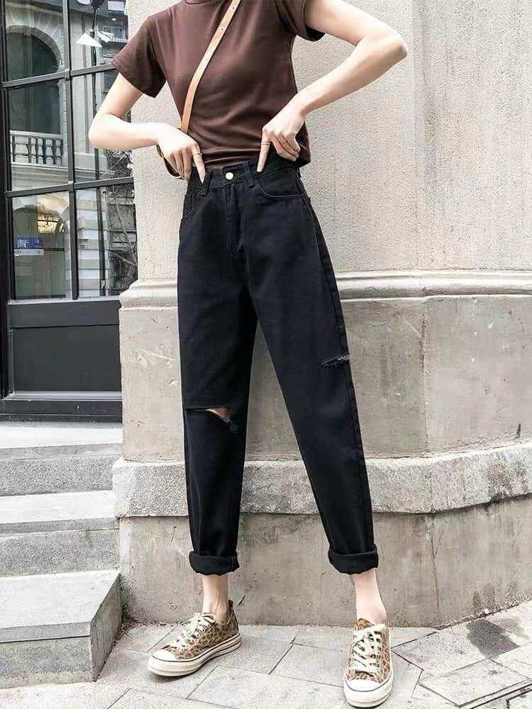 Quần baggy đen rách