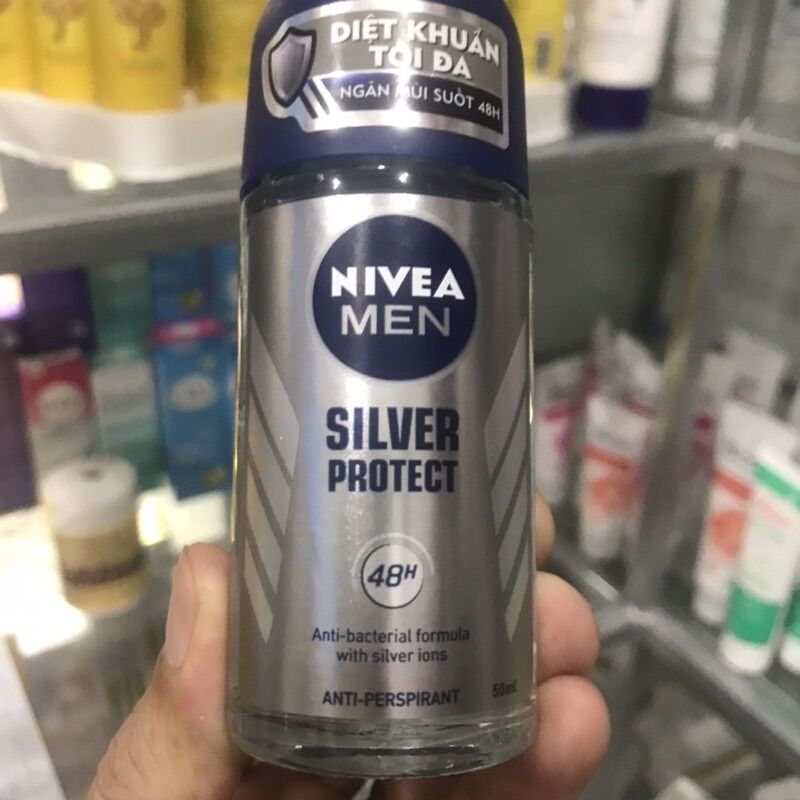 Lăn khử mùi nivea men silver protect