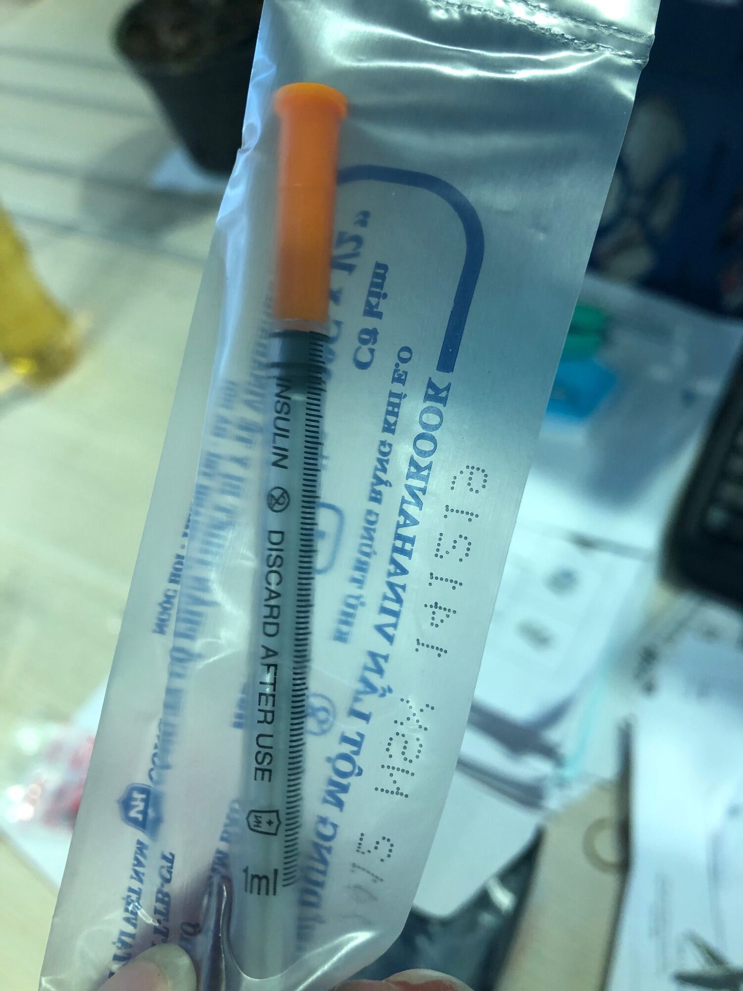 ❤️ [DATE XA] HỘP 100 cây BƠM KIM TIÊM TIỂU ĐƯỜNG INSULIN 1CC 1ML 100iu (30G) VINAHANKOOK bơm Kim tiêm Insulin 1ml/100IU Vinahankook dùng một lần, bơm tiêm tiểu đường thẩm mỹ spa 1ml/100IU