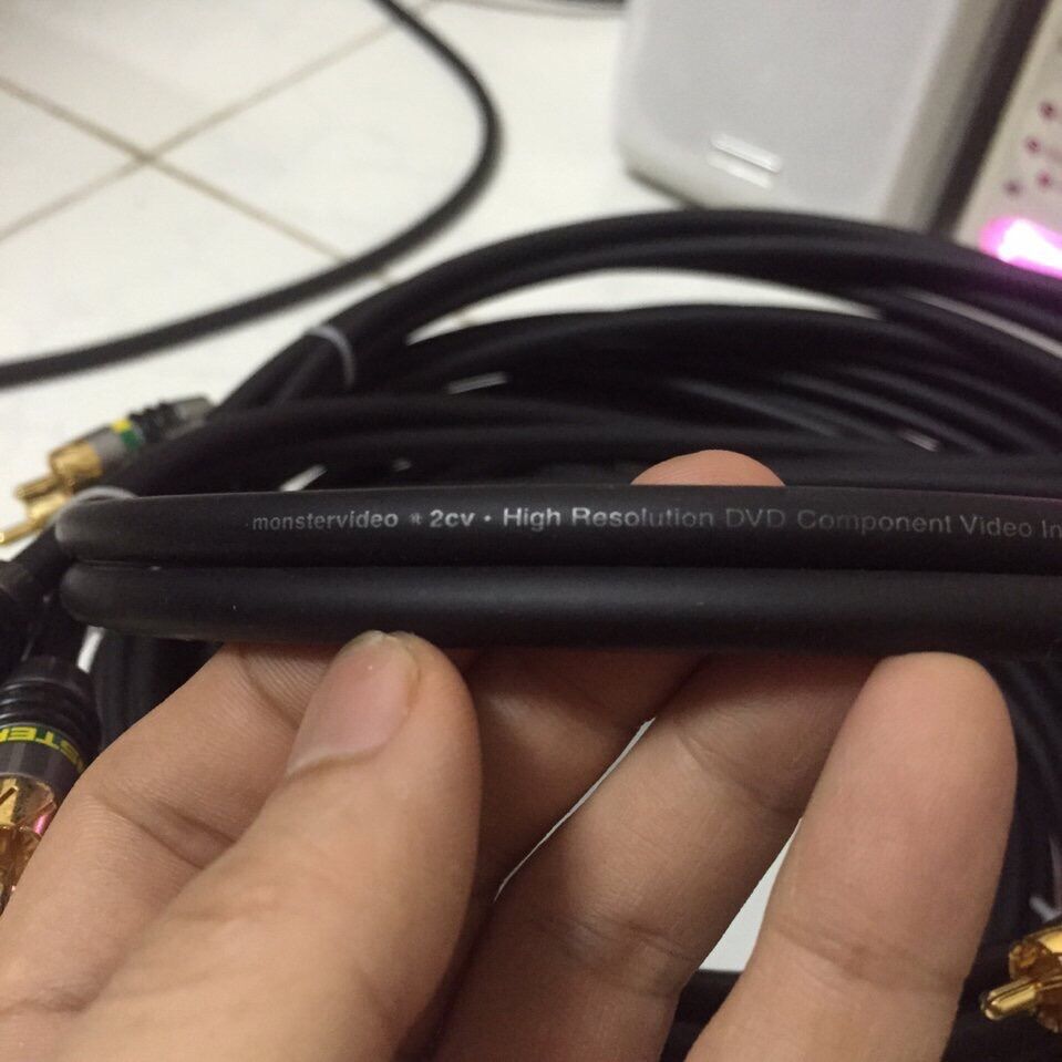 Dây cáp AV audio RCA hãng Monster, model 2CV