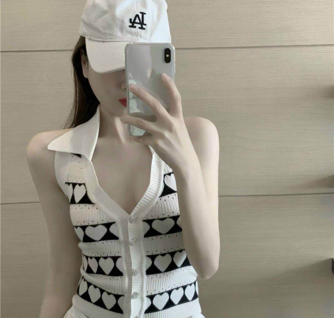 Áo croptop cổ bẻ
