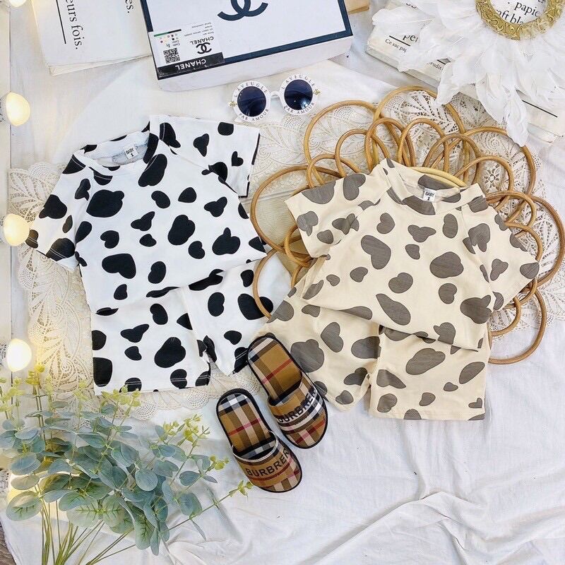 Bộ cộc tay sữa hottrend cho bé trai bé gái