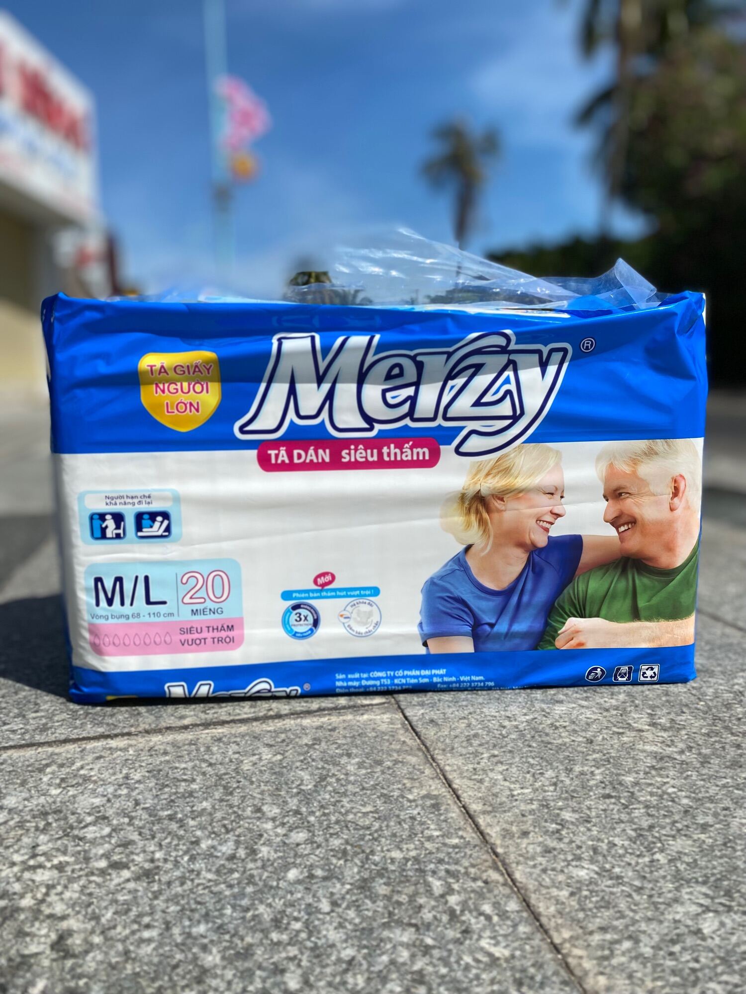Tả người già Merzy Size M L gói 20 miếng siêu thấm có vách chống tràn