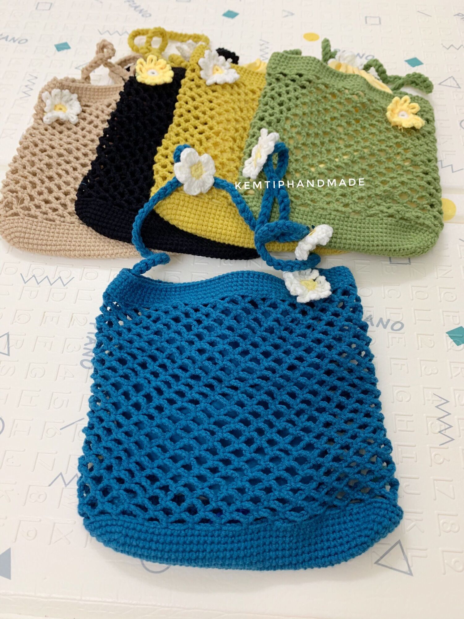 Túi hoa daisy móc tay handmade