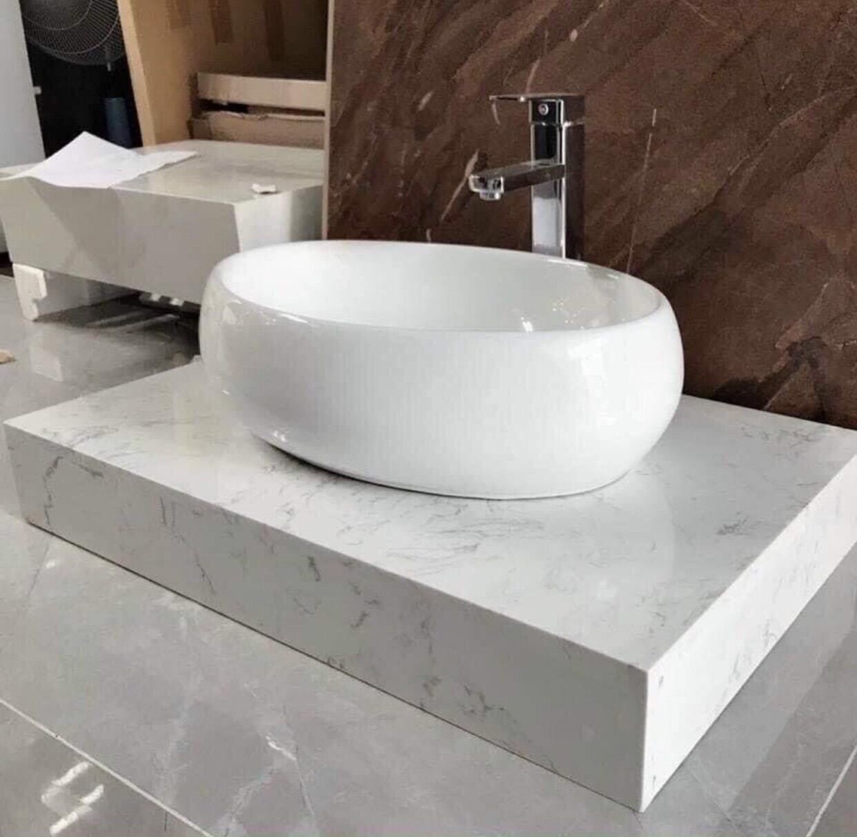 Chậu lavabo đặt bàn ( hình OVAL)