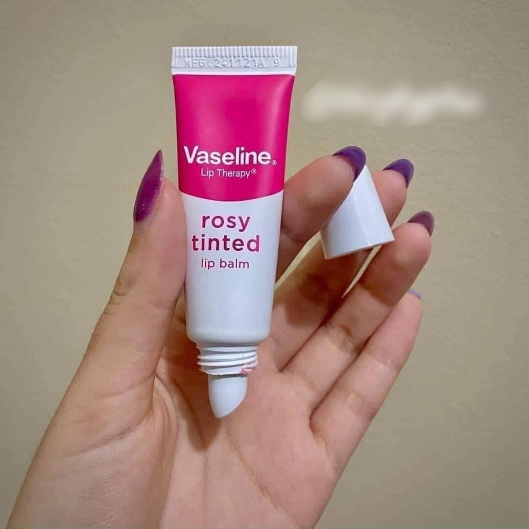 01 Tuýp Son Vaseline dưỡng môi Thái Lan