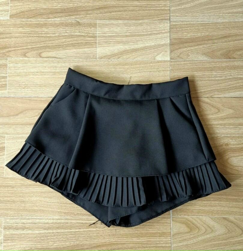 [HCM]CHÂN VÁY TENNIS VIỀN NHỎ