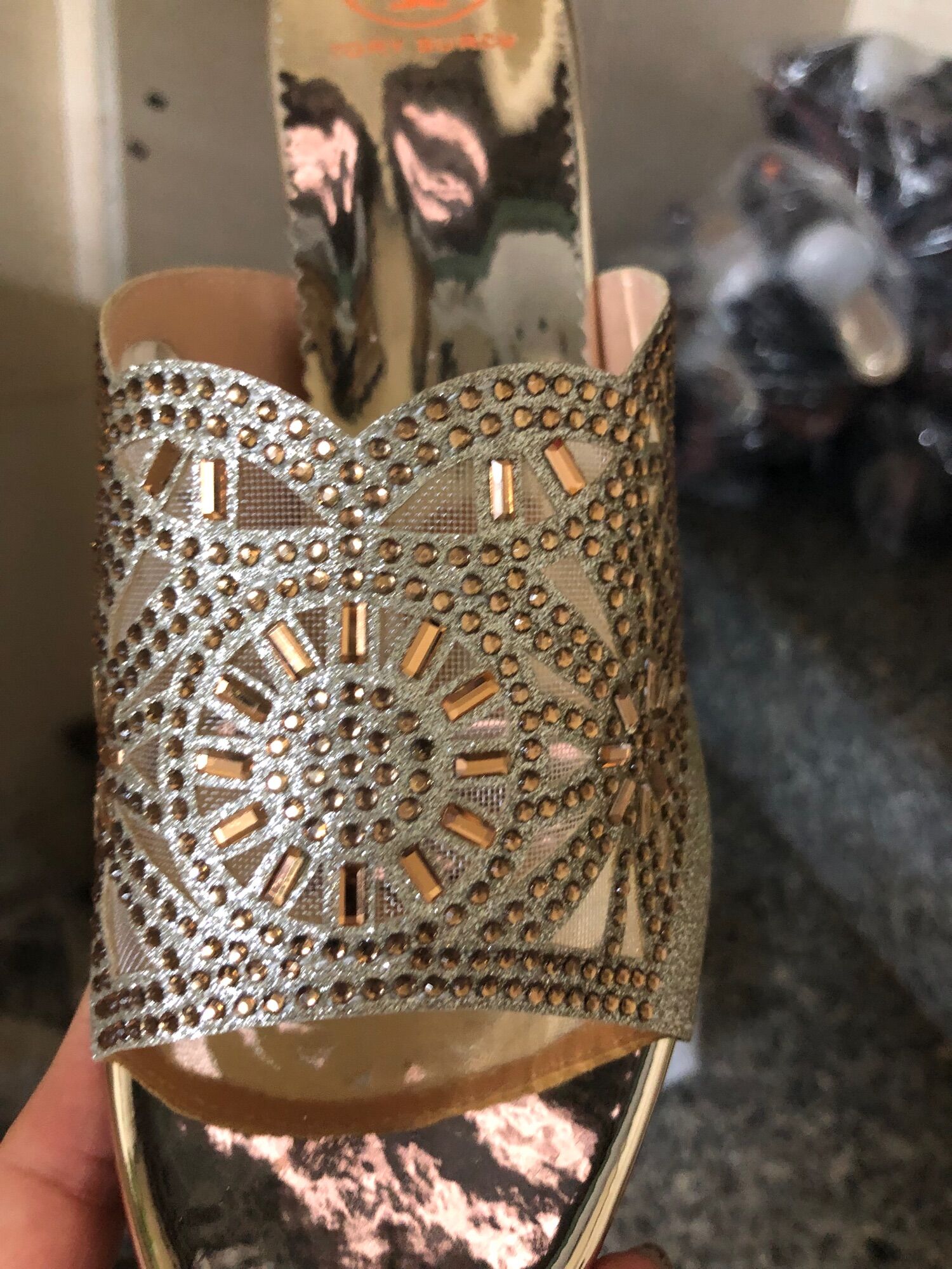 Guốc trung niên số lớn big size 39-43 gót 3p .