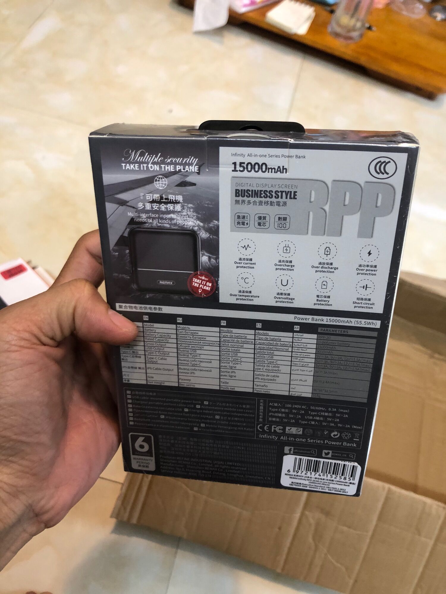 Sạc dự phòng nhanh kiêm củ sạc remax rpp 20