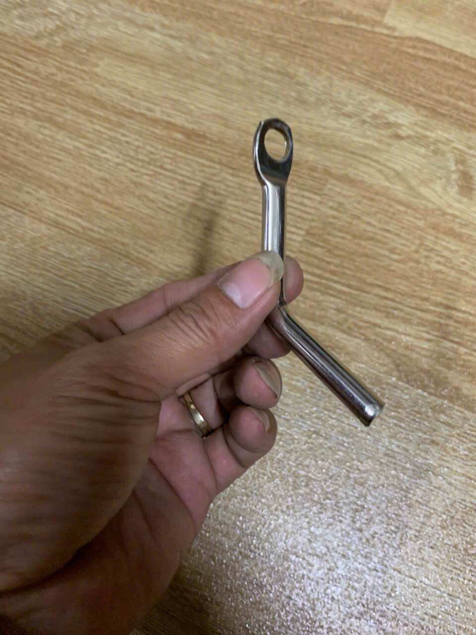 Ốc bít thăm dầu xe máy xe LEAD (inox cao cấp sáng bóng 35k/1cái )