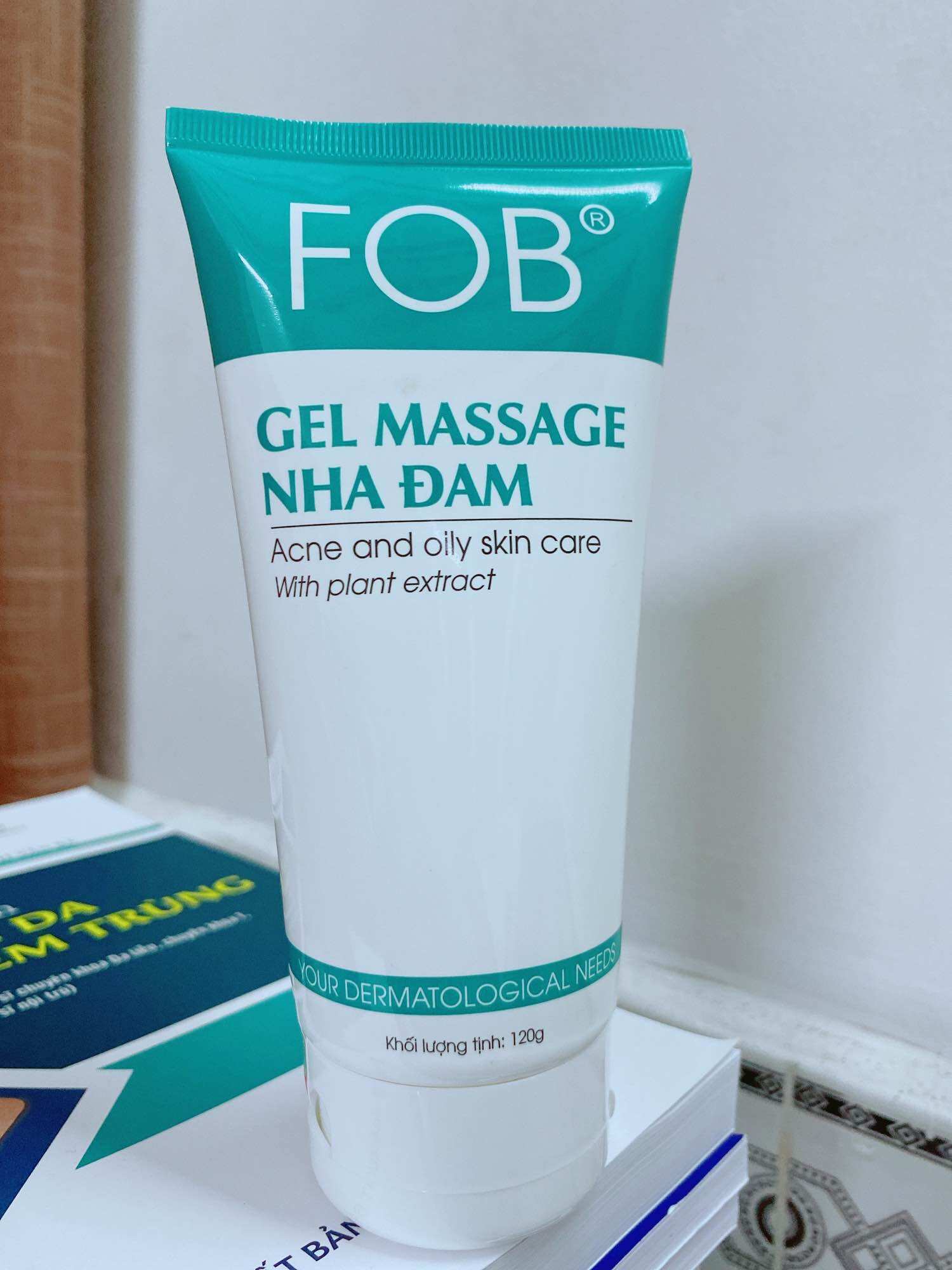 Sữa rửa mặt fob gel massage nha đam 120g