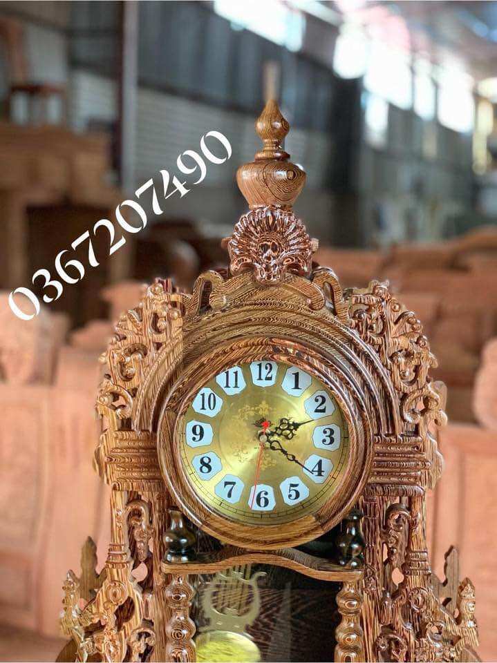 Đồng hồ gỗ để bàn
