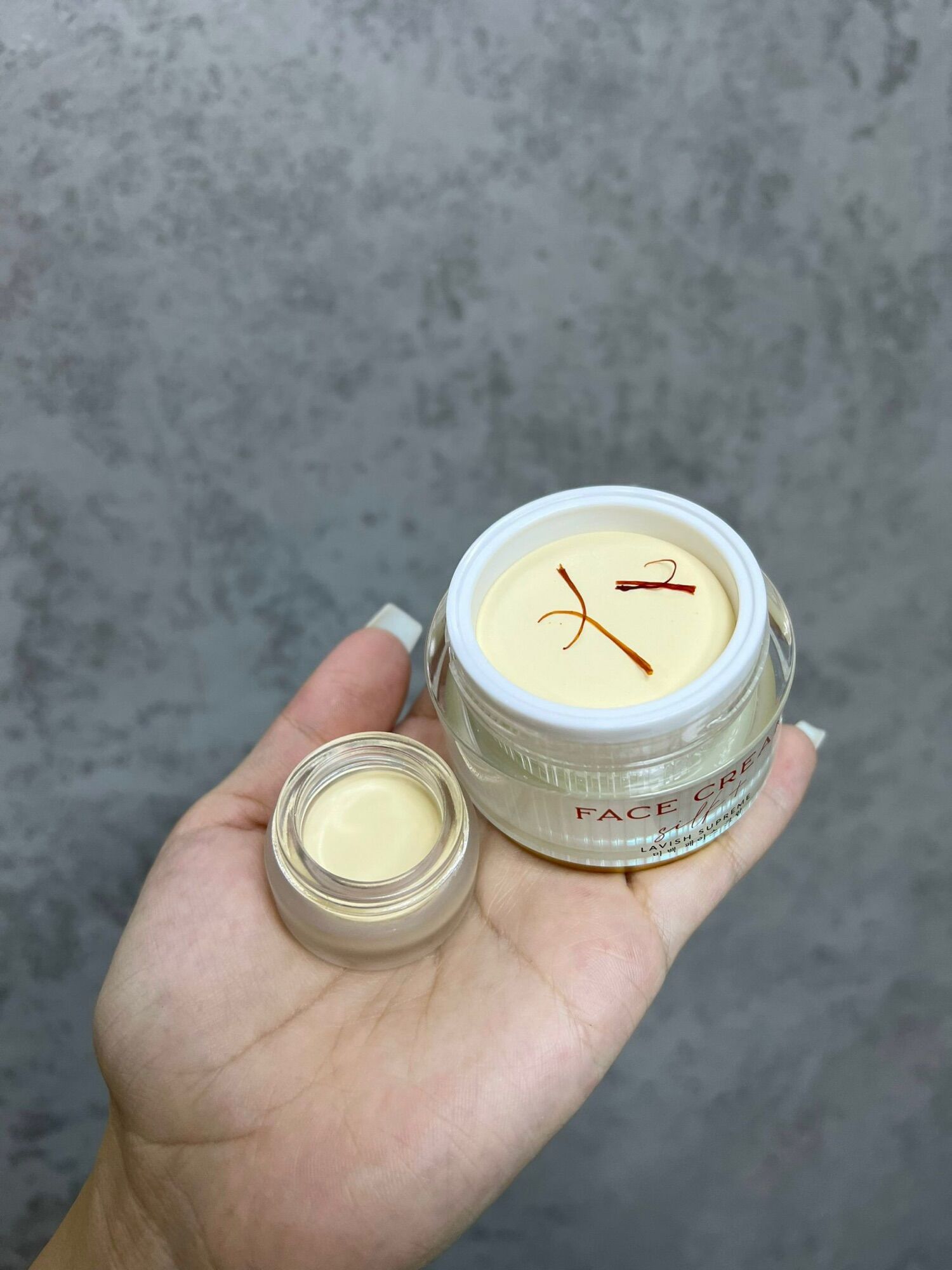 Face Lụa Kem Dưỡng Mặt Trắng Da