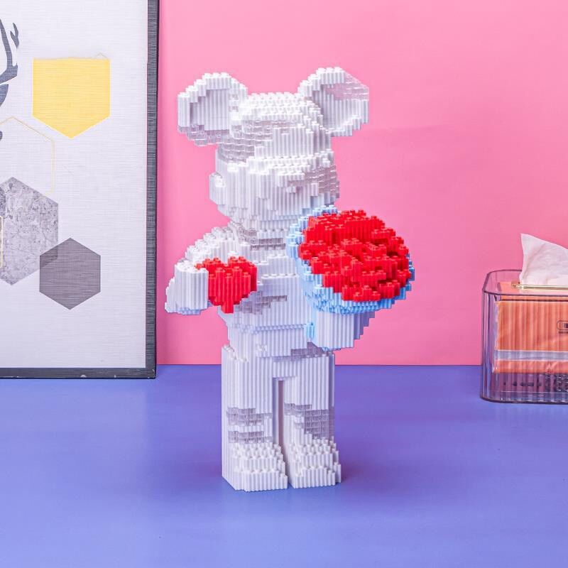Mô hình lắp ghép Gấu bearbrick Trắng - trái tim