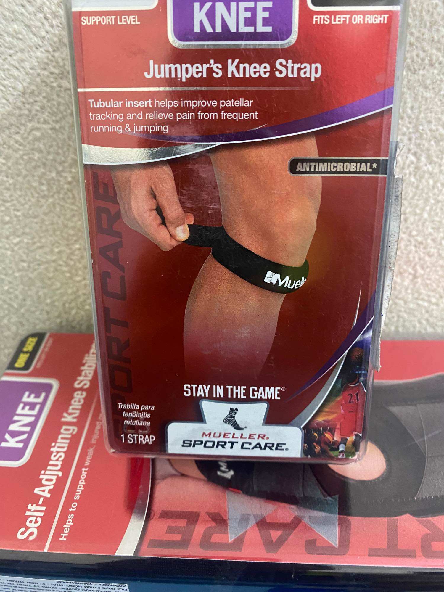 Băng Đầu Gối Mueller Jumper’s Knee Strap – Black (992)