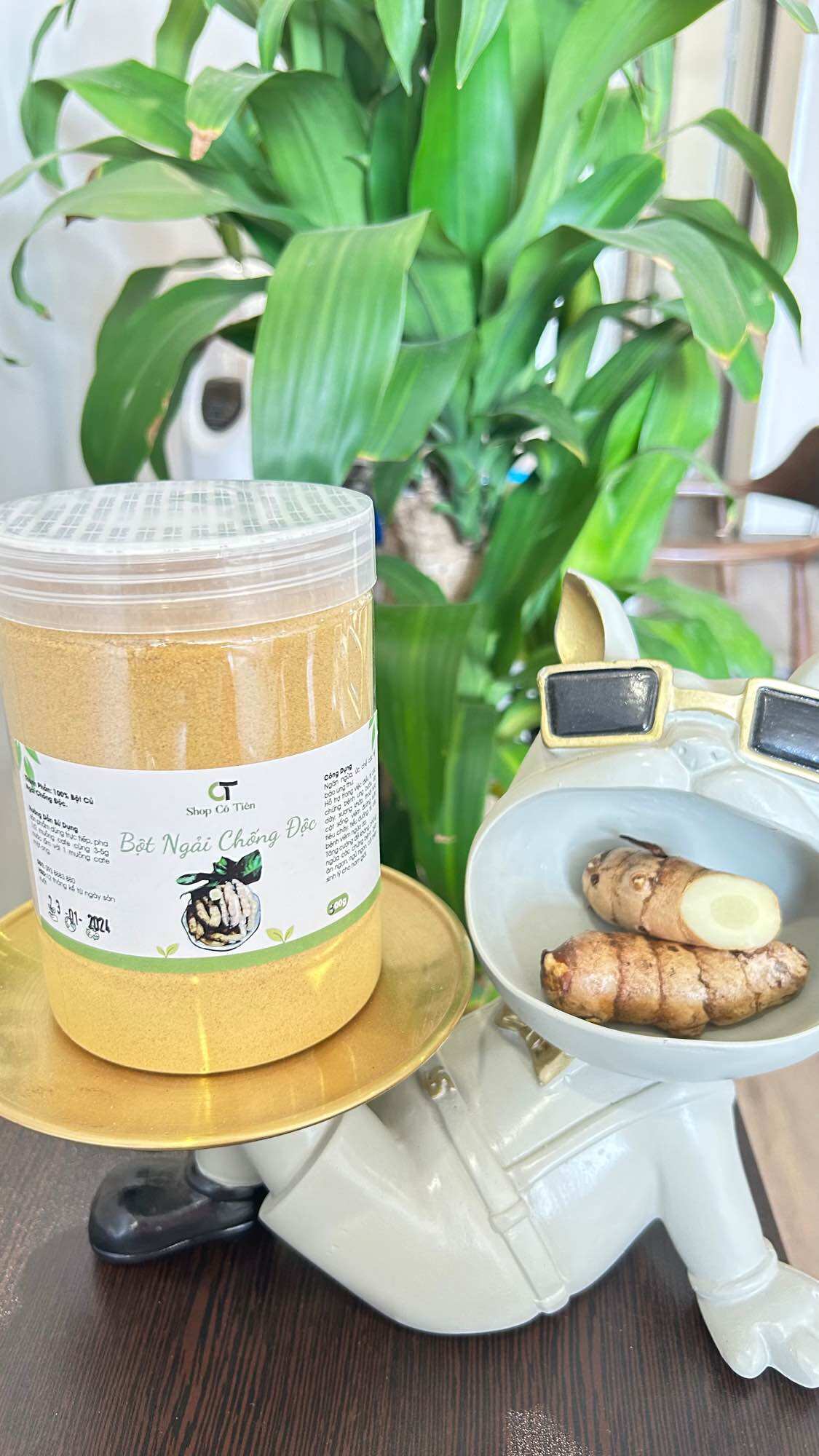 Bột Ngải Chống Độc nhà làm thủ công rất sạch và an toàn, không chất bảo quản, không tạp chất ( 300g )