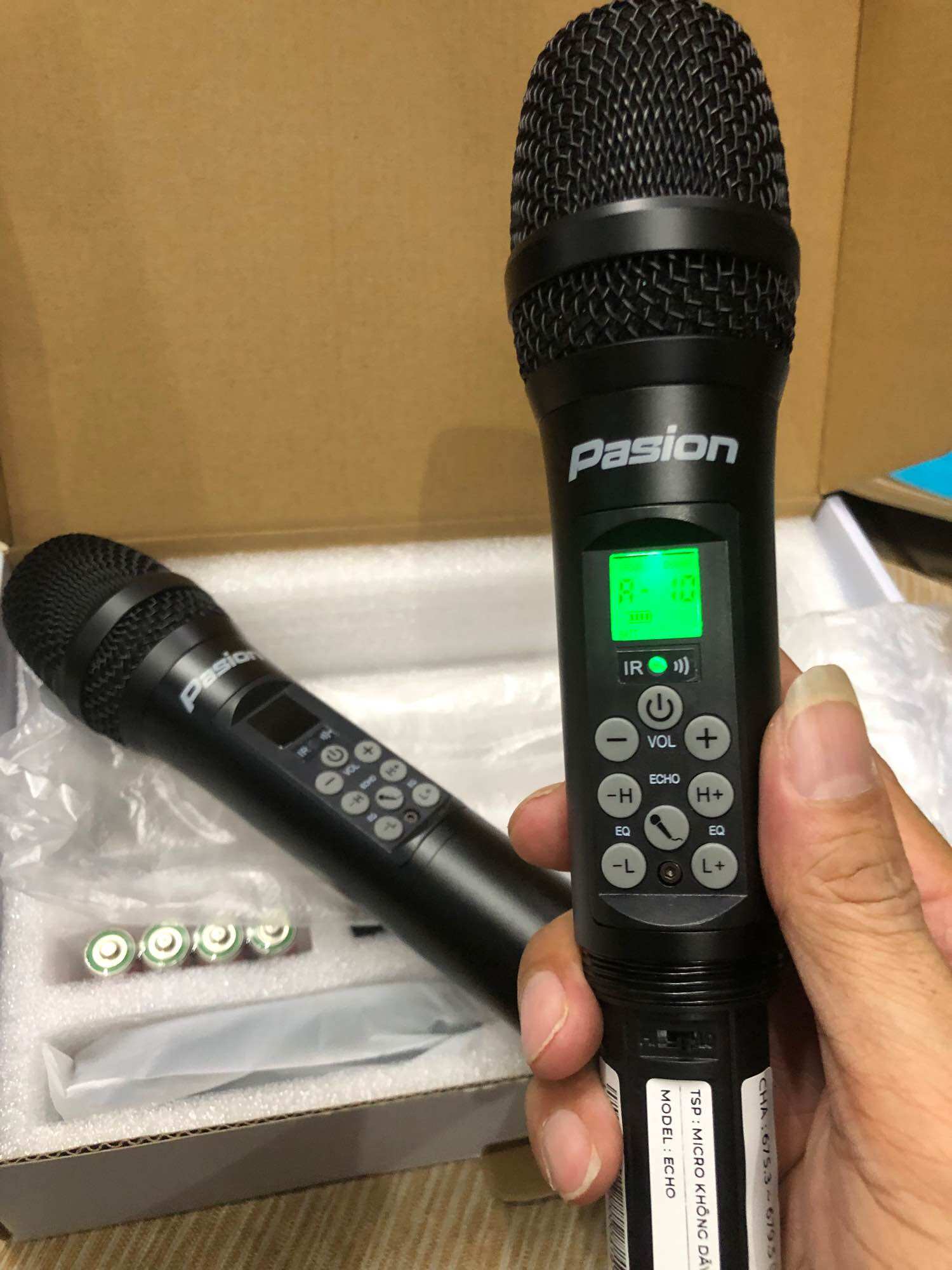 Micro karaoke không dây DSP Paramax Pasion Echo (Dòng micro cực hay, chống hú, tương thích Bose, JBL, Sony)