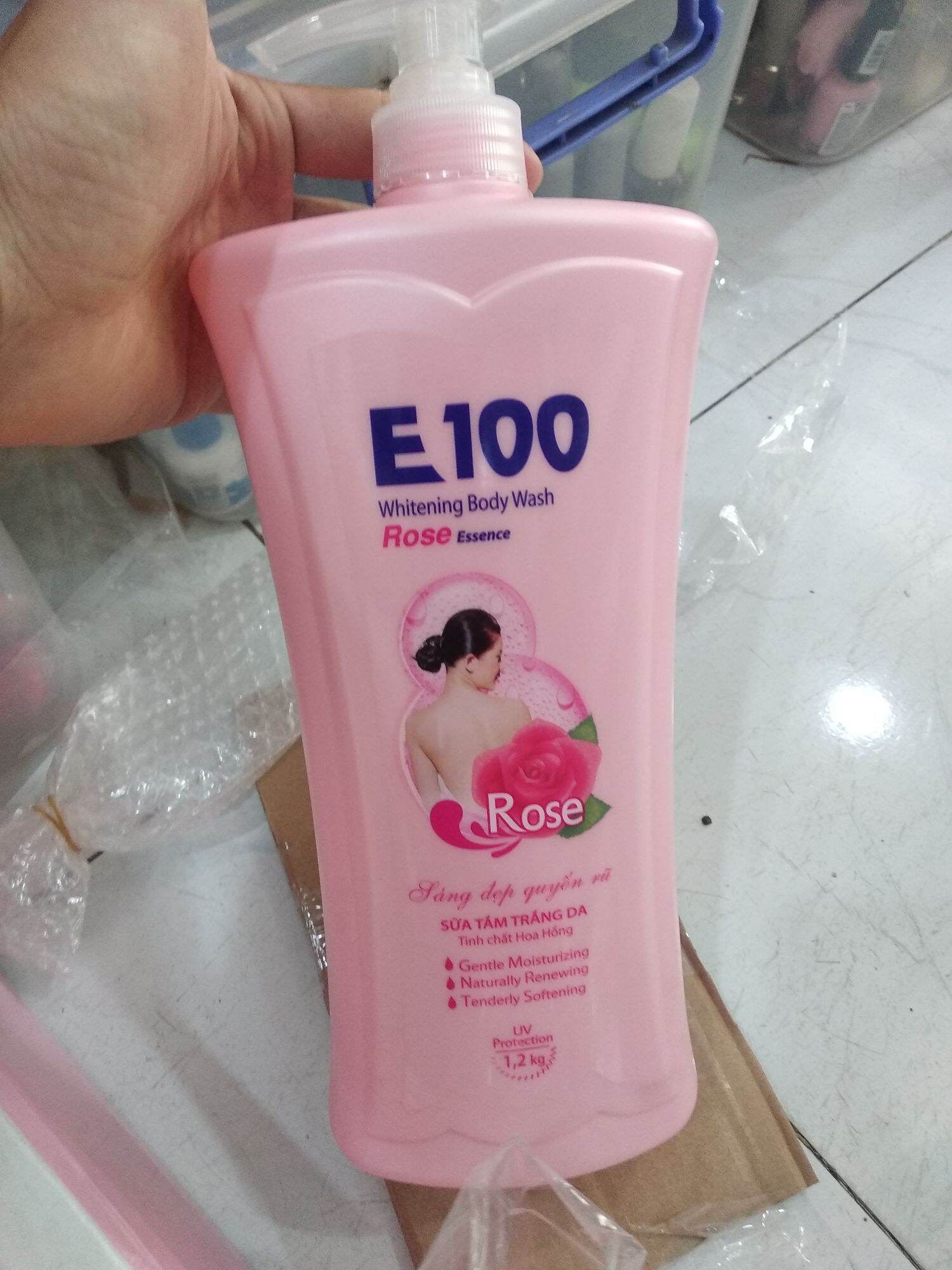 Sữa tắm E100 màu trắng 1.2 lít