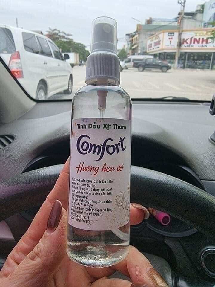 Tinh Dầu Xịt Thơm Quần Áo Comforts 100ml
