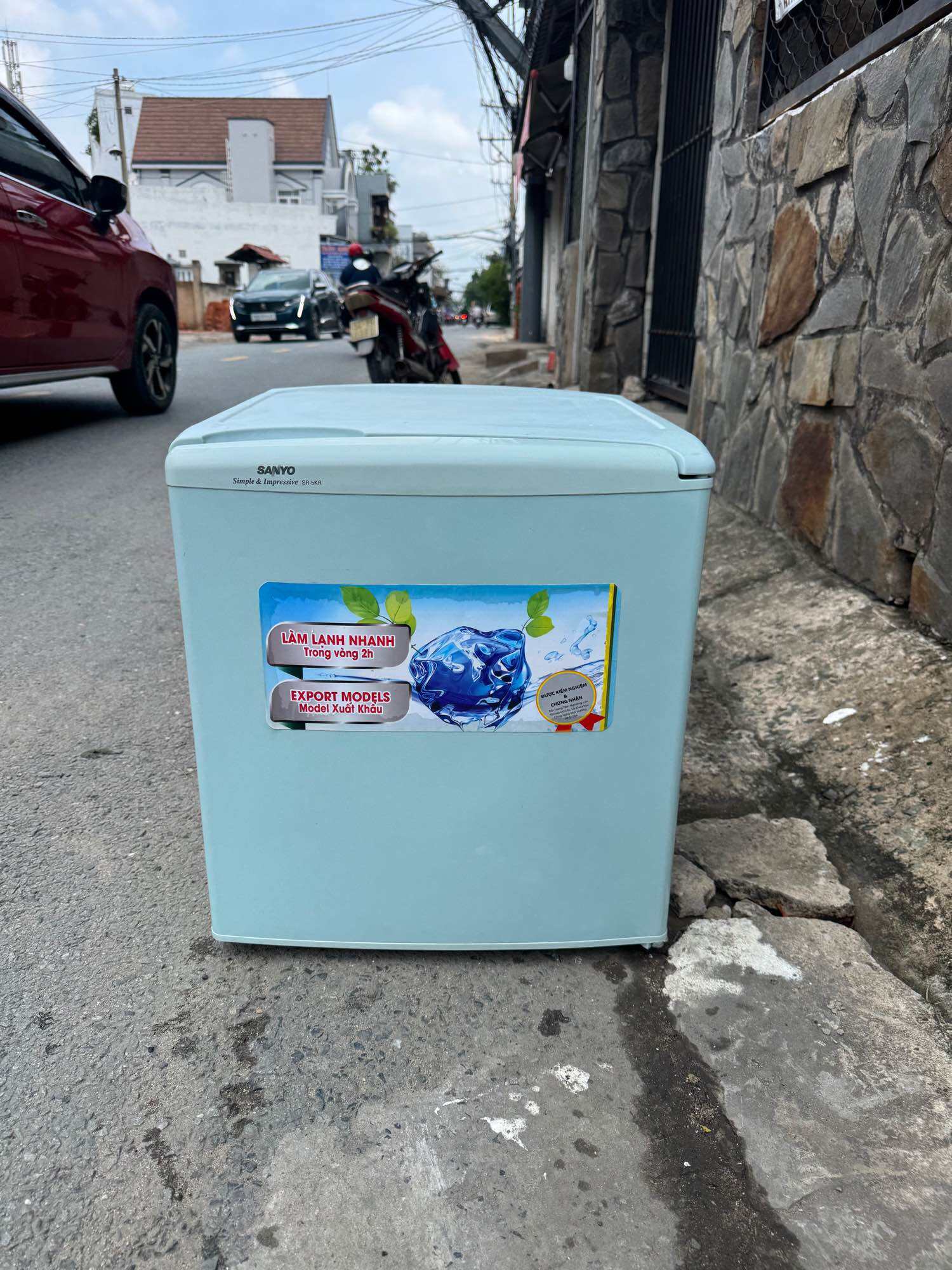 tủ lạnh mini 53l sanyo nhỏ gọn tiết kiệm điện liên hệ 0976854244 để đặt hàng nhanh chóng