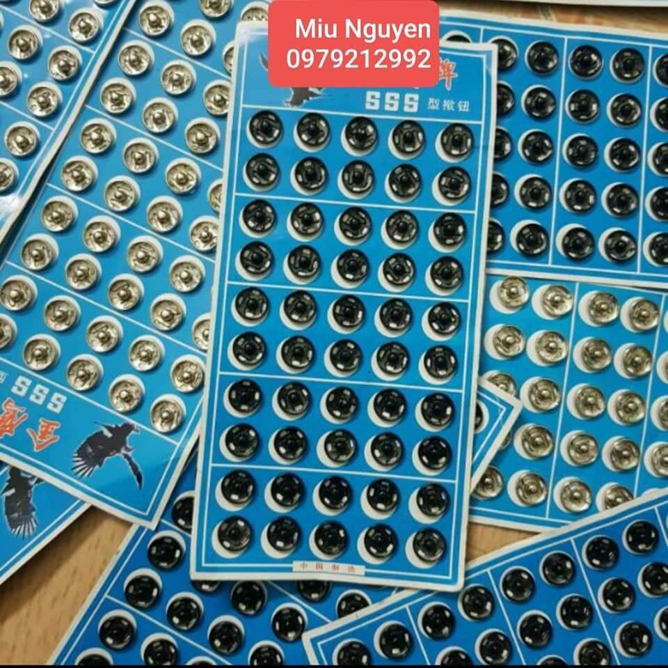 Vỉ cúc bấm khâu áo