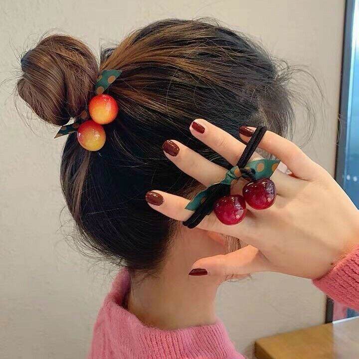 Cột tóc trái cherry