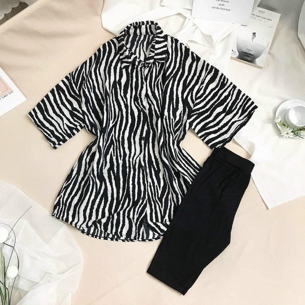 Áo sơ mi rằn ri hoạ tiết hot trend
