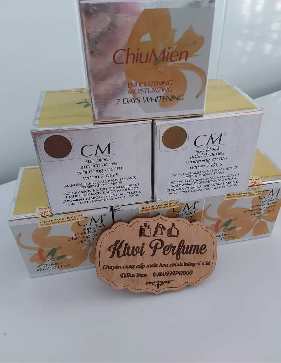 kem Dưỡng Trắng Da CM 7 days Whiterning 3g