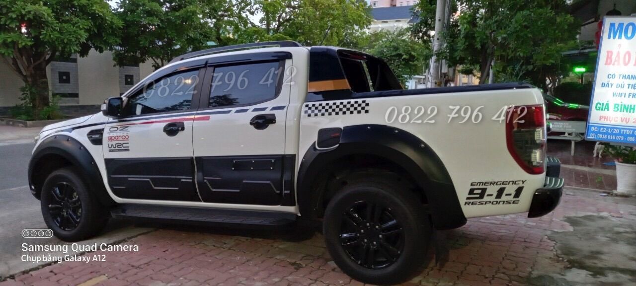 Tem dán xe sườn xe ranger, tem dán xe bán tải