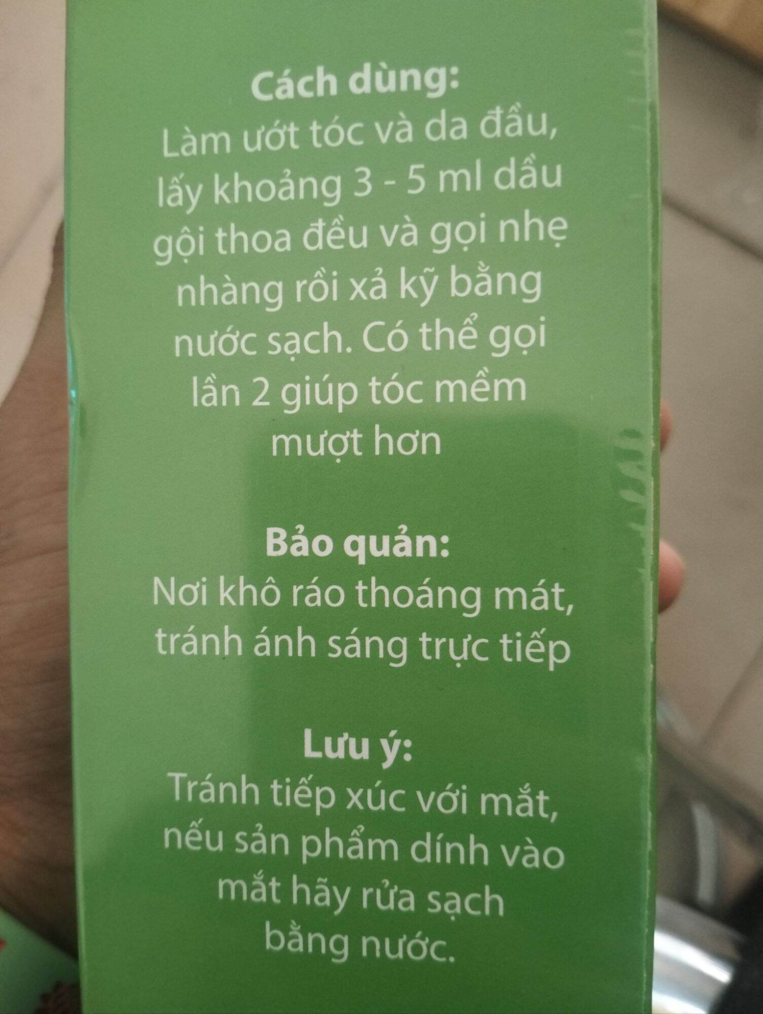 Dầu gội đầu Bồ Kết